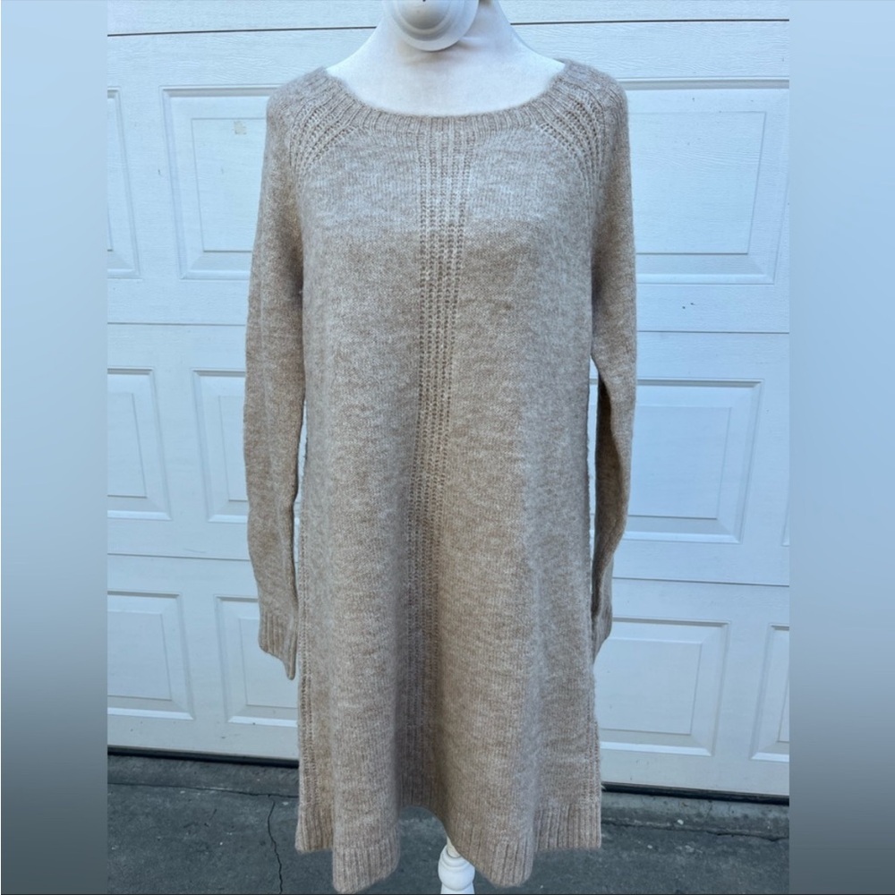 Women's Max studio sweater dress crew neck long sleeves Tan L NWT